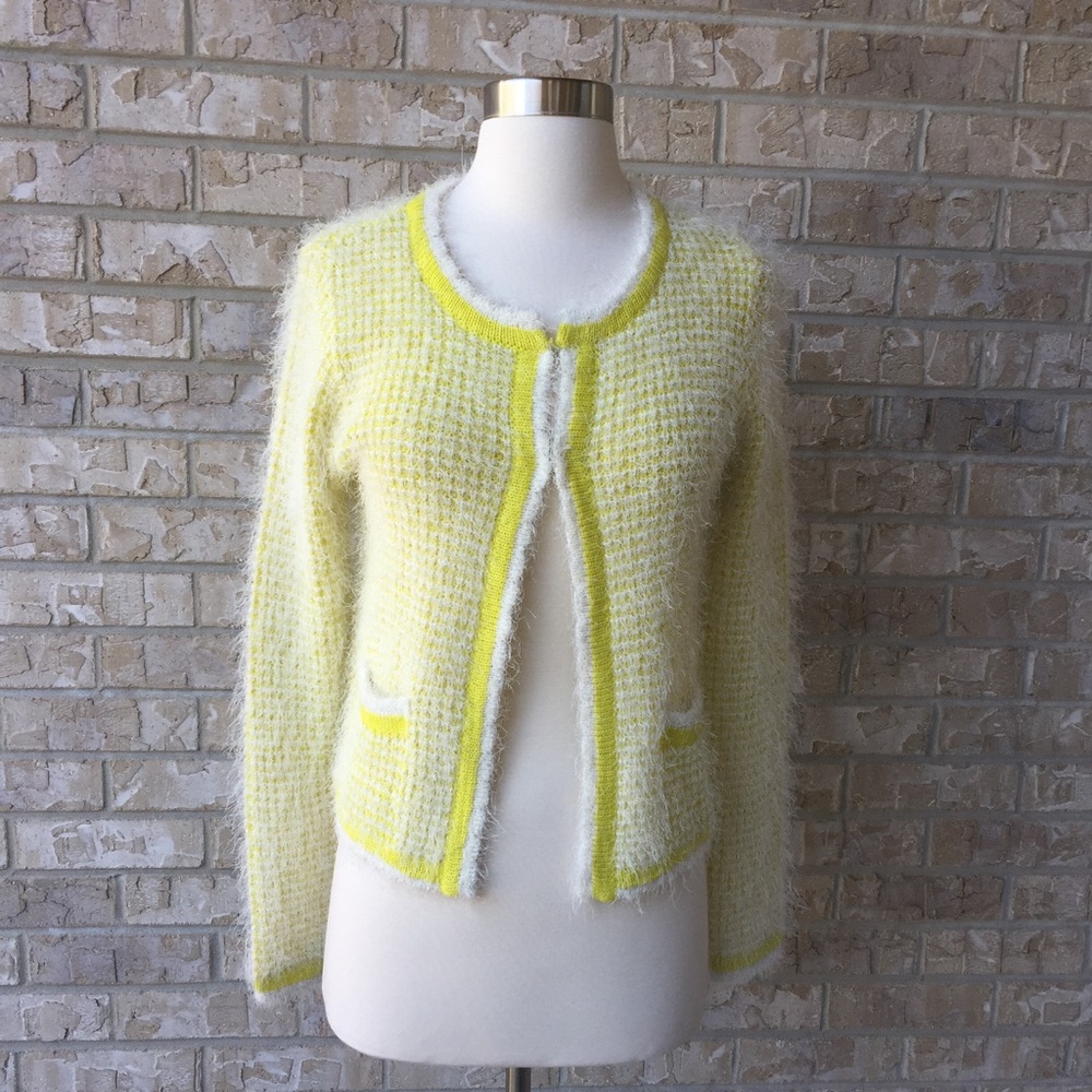 Wasabi Knit Sweater Cardigan Approximately Size S 🌸
